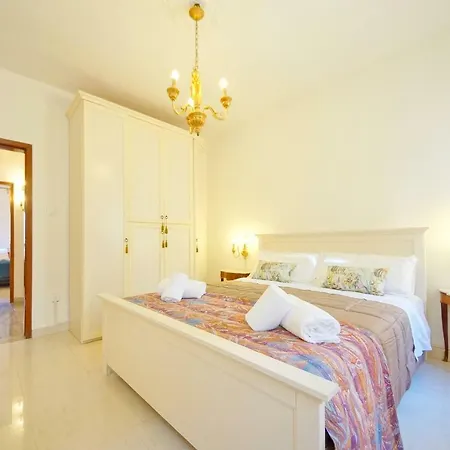 Apartman Dolcevita N. 432 *